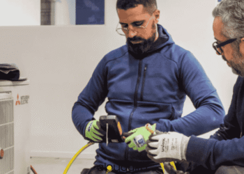 Offre d'Emploi 5 Technicien Multimétier OUJDA | Électricité, Plomberie, Climatisation alwadifa